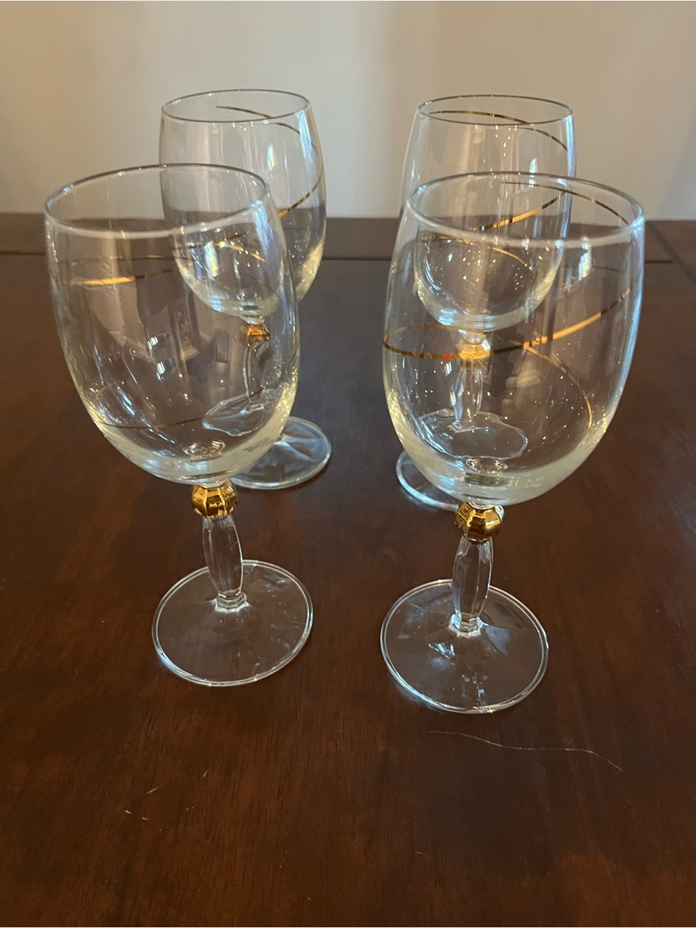 Vintage Gold-Accent Clear Wine Glasses - Set of 4